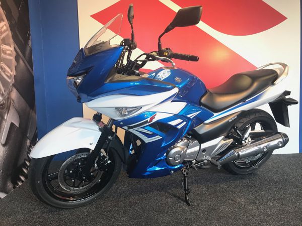 Suzuki 250 inazuma 2019 discount