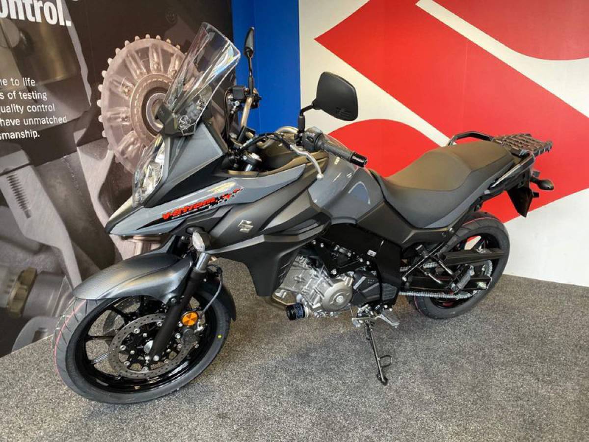 Suzuki DL650A V-Strom M0