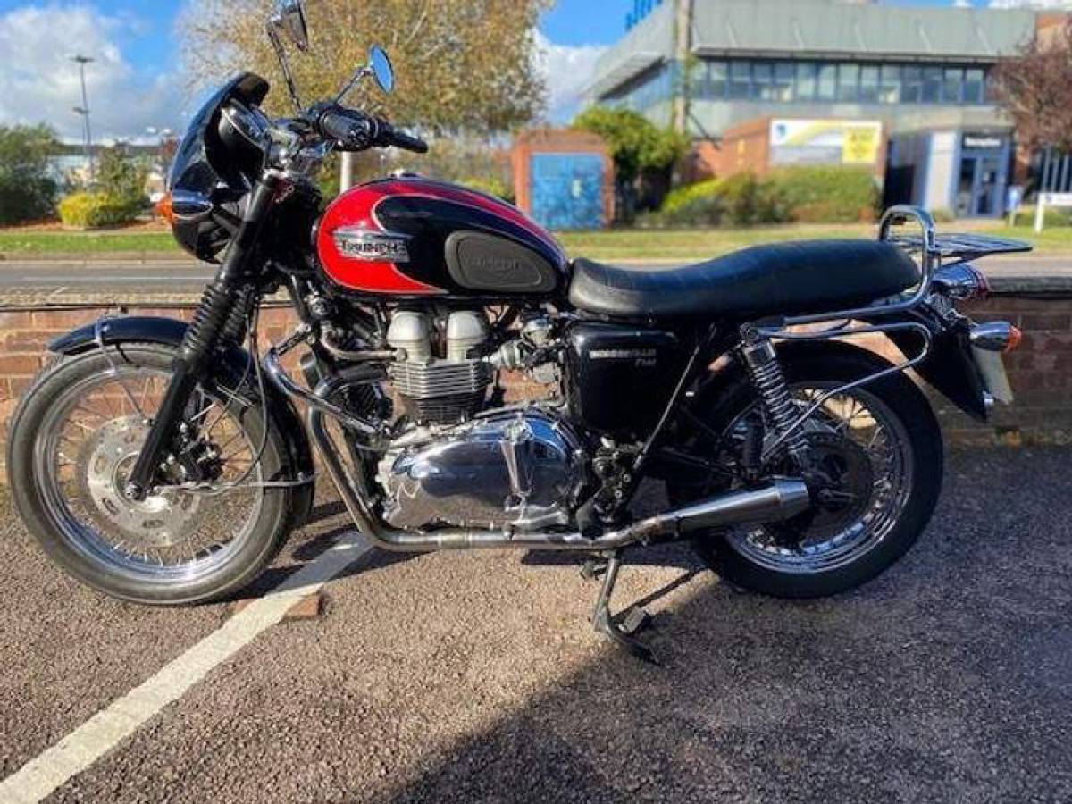 Triumph Bonneville T100