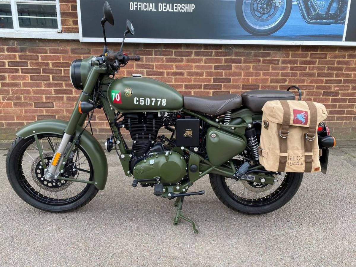 Royal Enfield Classic 500 Military Pegasus 