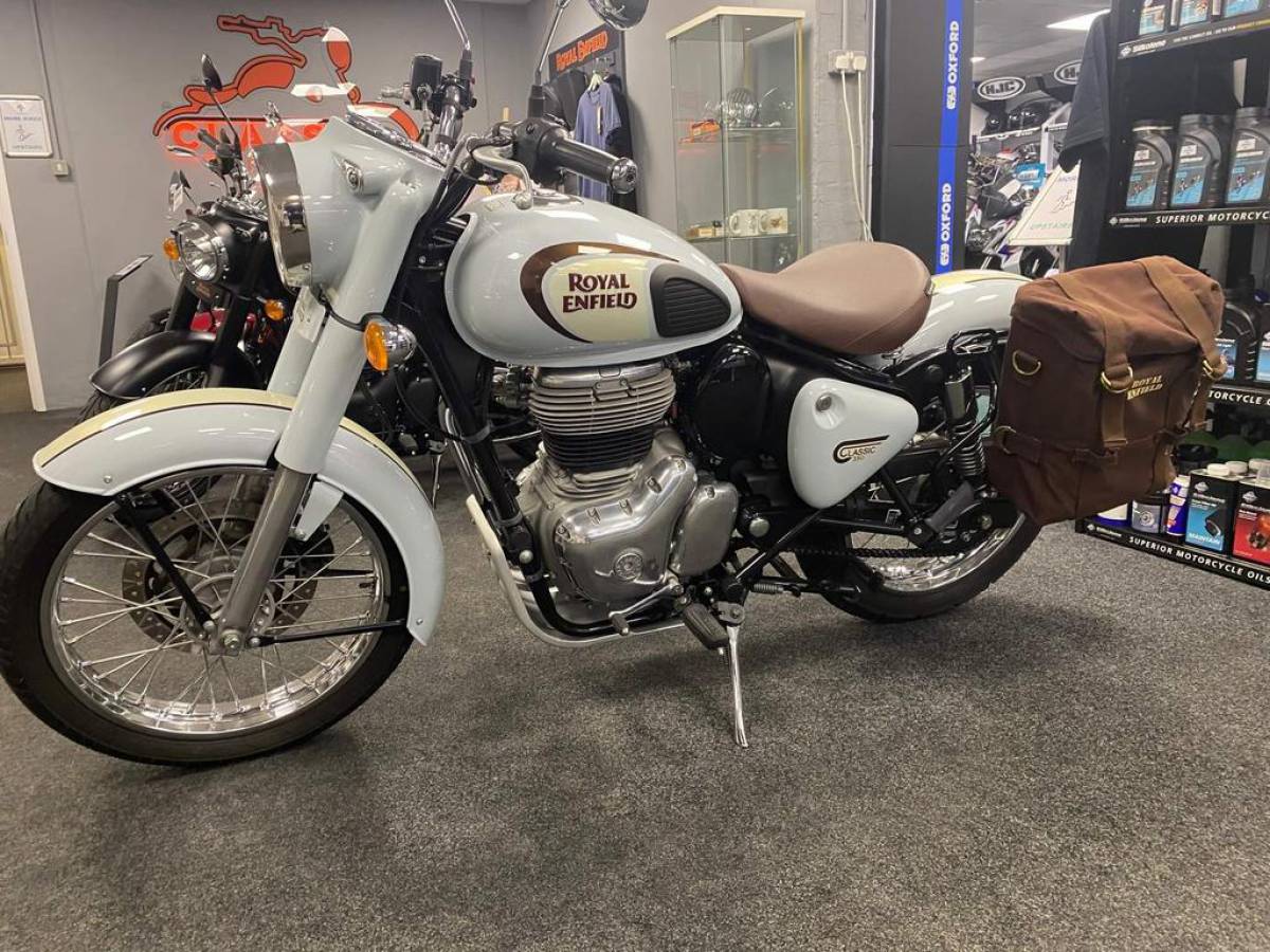 Royal Enfield Classic 350 E5