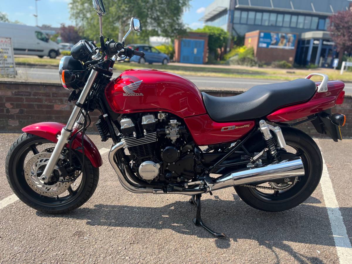 Honda CB750 F2-V