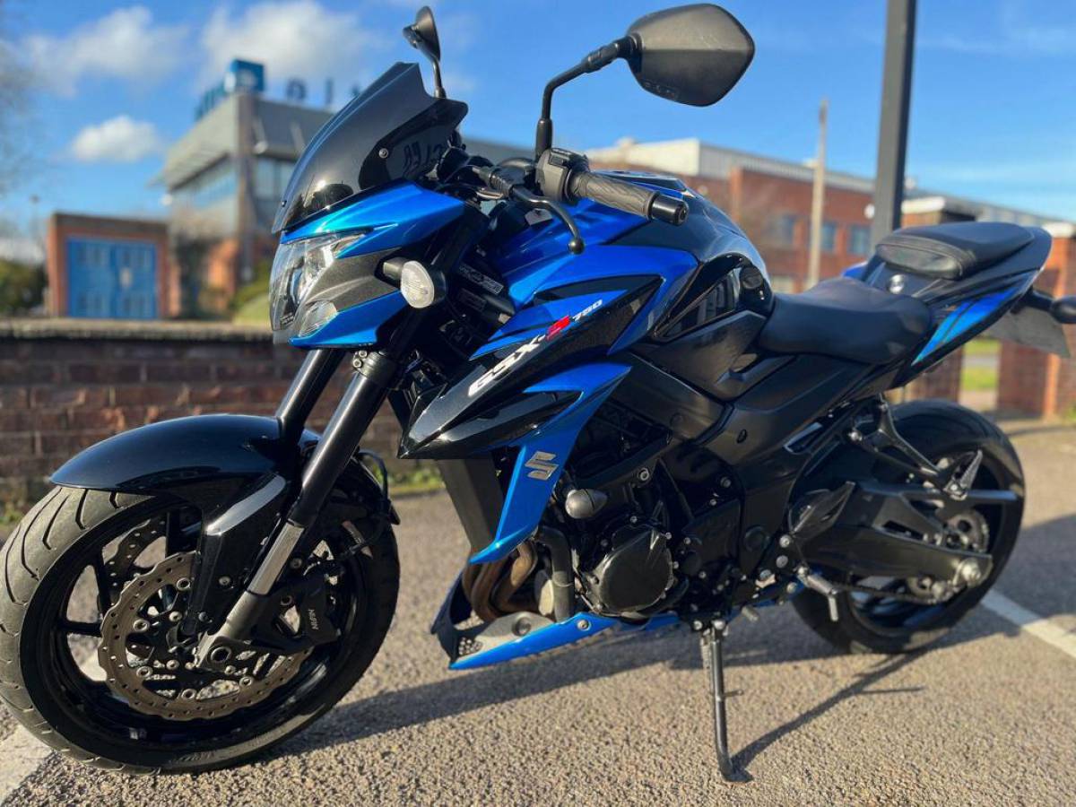 Suzuki GSXS750AL8